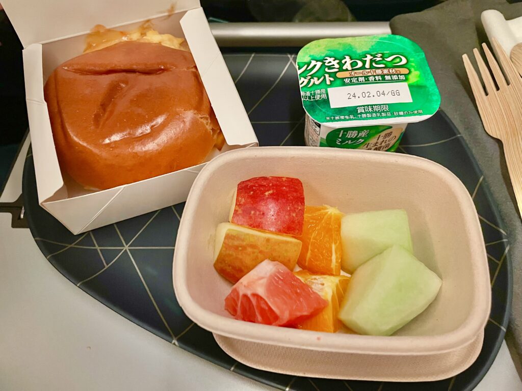 デルタ航空機内食②