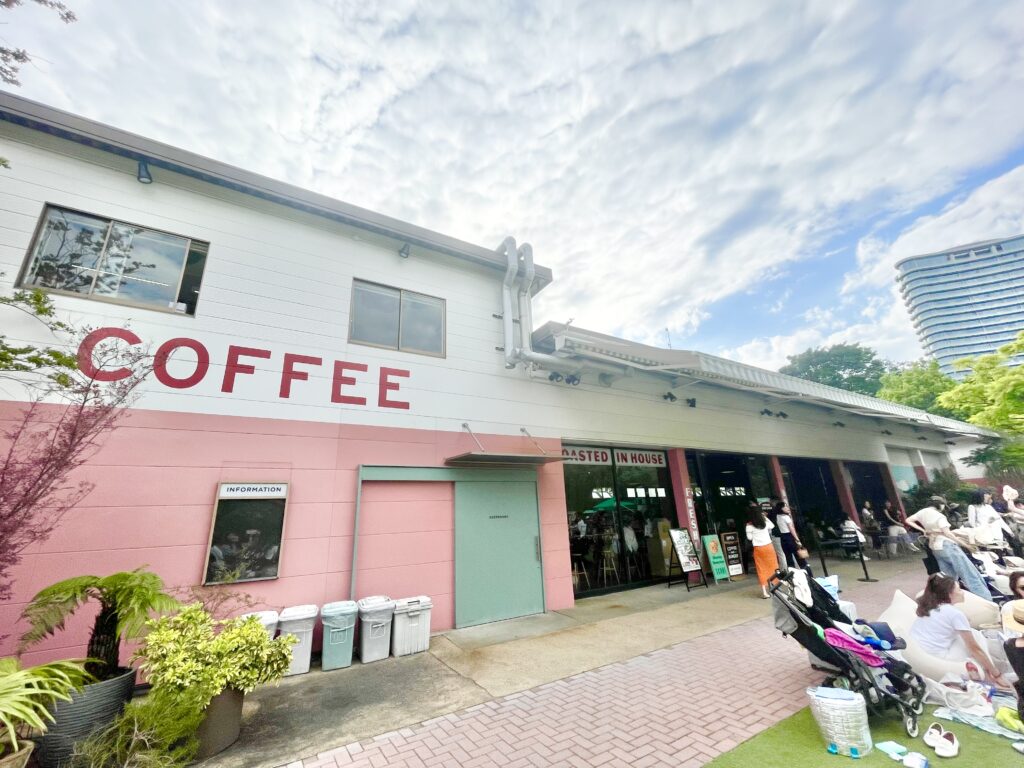 2018年に倉庫を改装してオープンしたLittle Darling Coffee Roasters