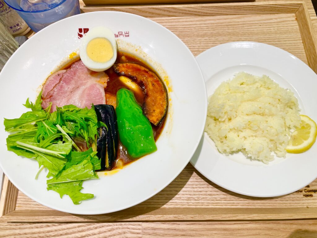 厚切りベーコン＆ベジタブルスープカレー＿1,600円