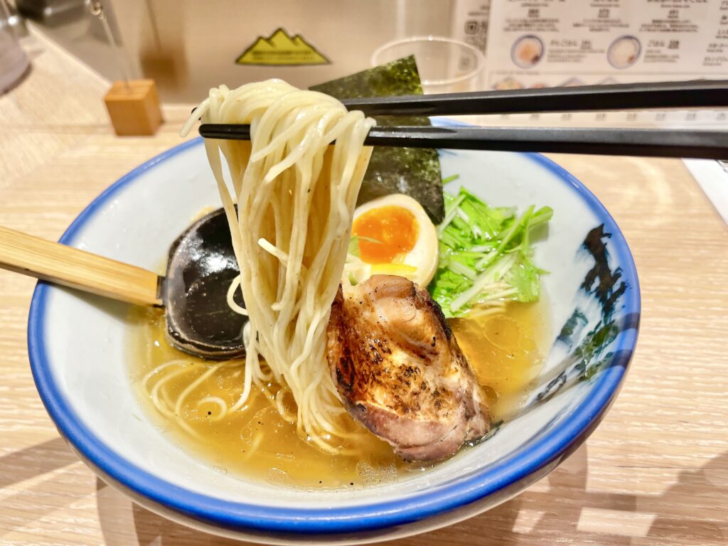 この細麺が美味しい〜〜♡