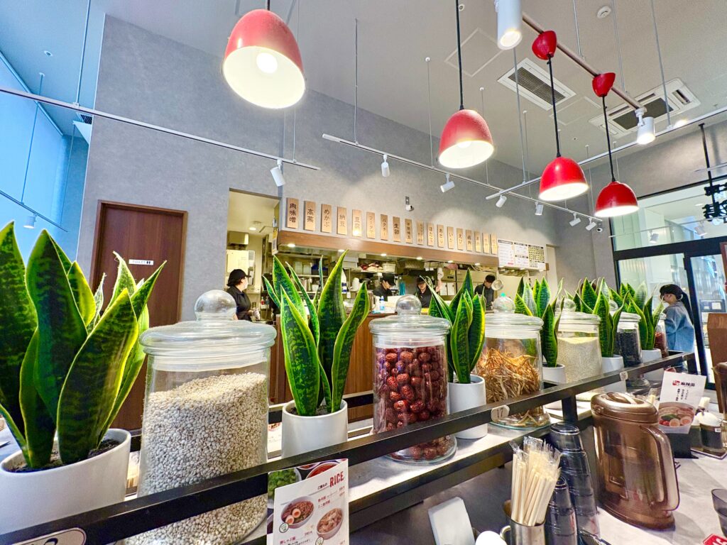 大宮東口店の店内。とっても綺麗