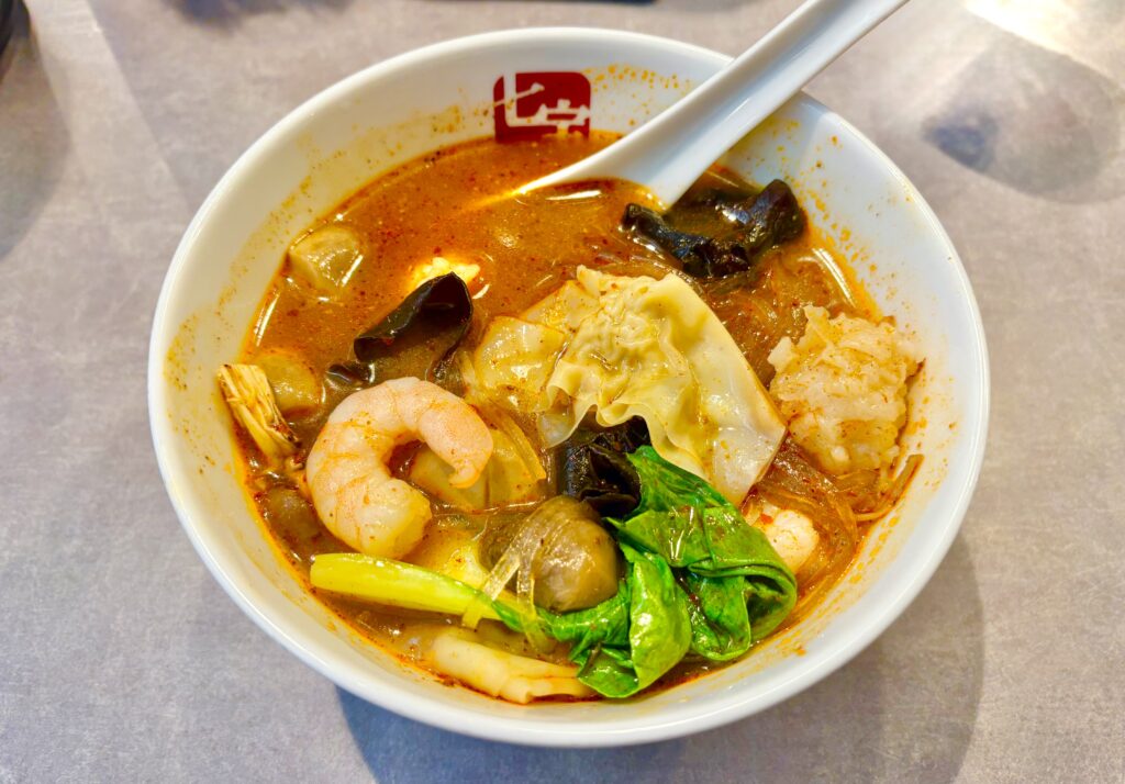 きのことエビたっぷりのヘルシー麻辣湯♡