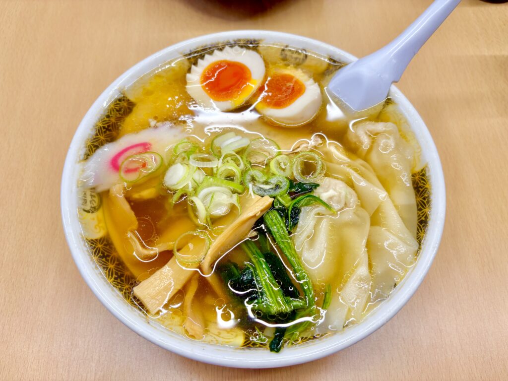 わんたん麺+煮卵トッピング