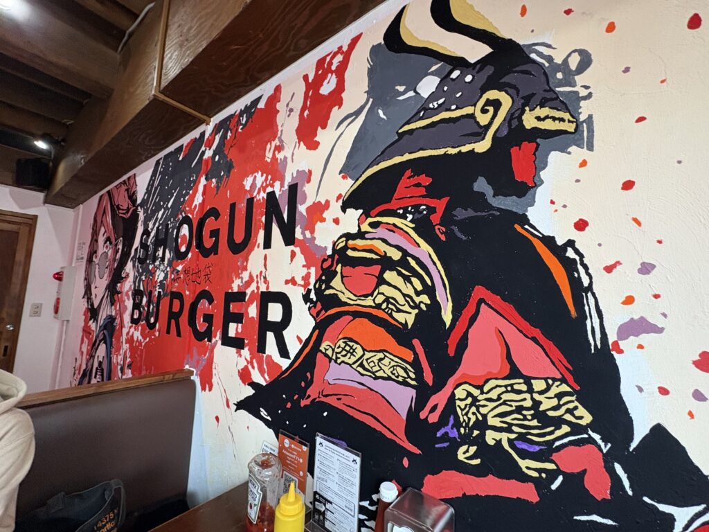 壁には将軍のペイントがあります!