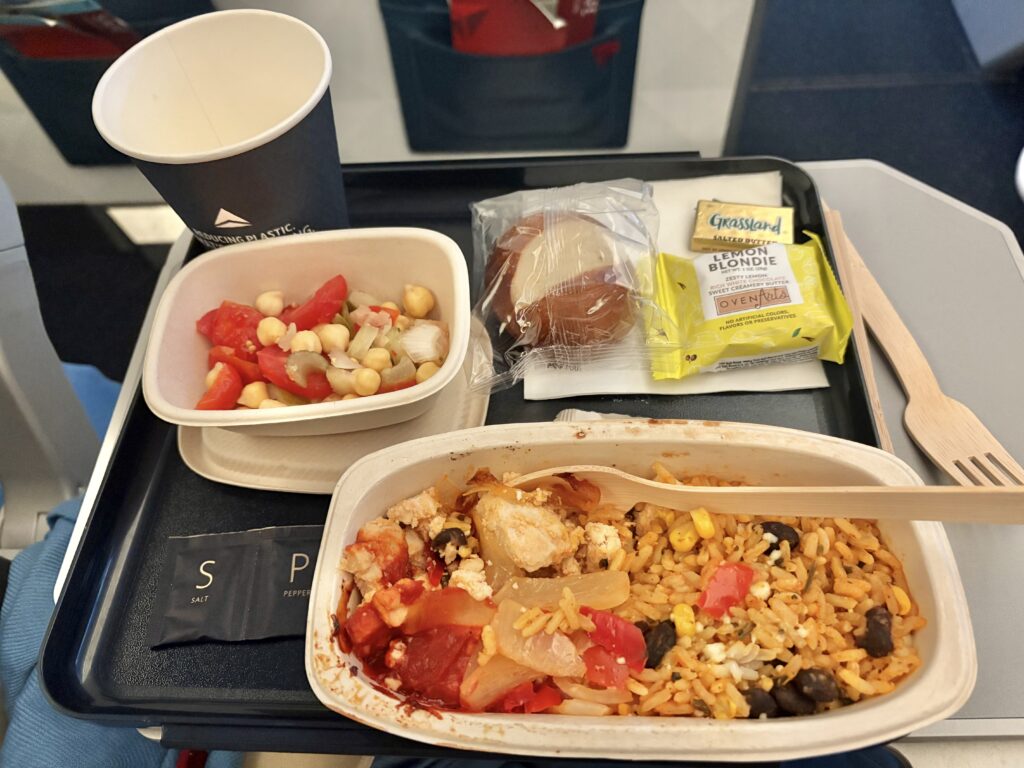 復路での機内食