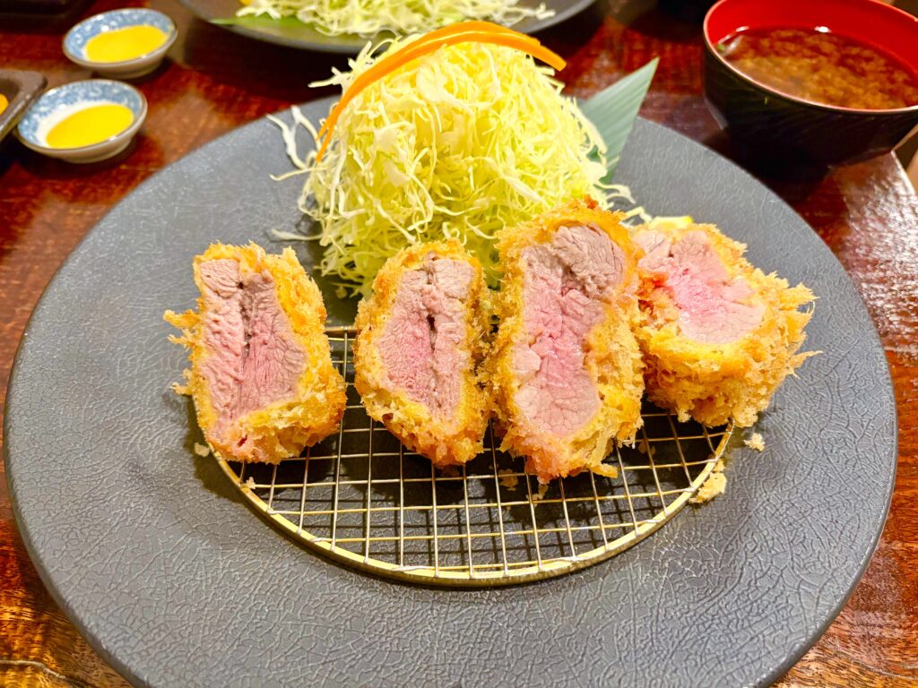 南の島豚ヒレかつ＿2,640円