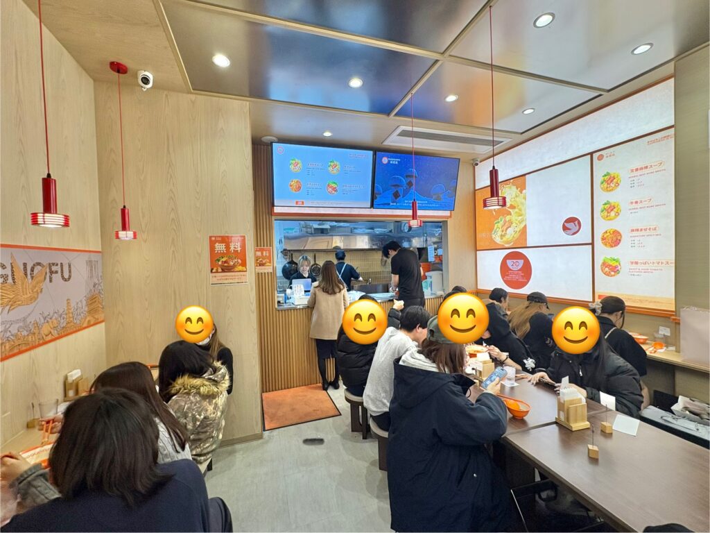 店内の様子/カウンター席（一部）