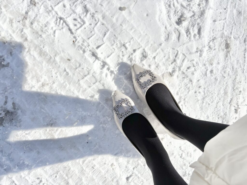 雪の坂道でコケて、蟻地獄みたいになりました（笑）